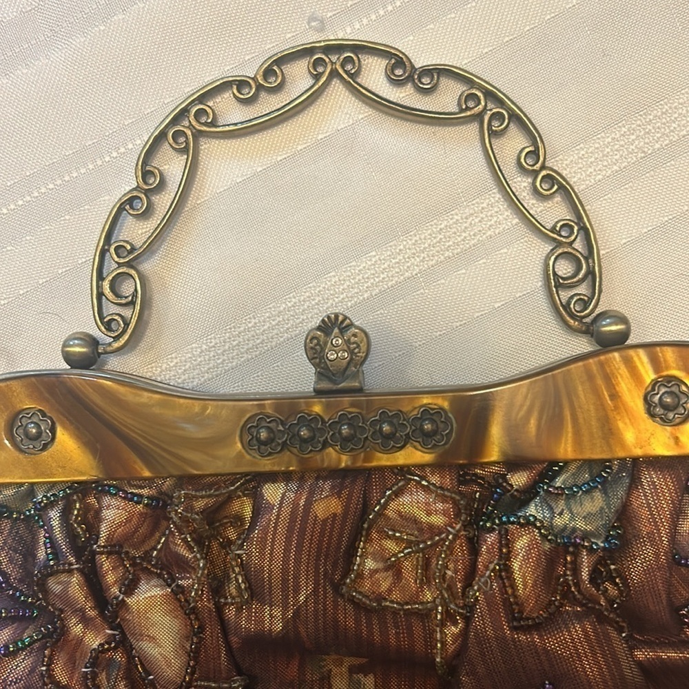 Sequined Shiny Evening Bag - Picture 4 of 11